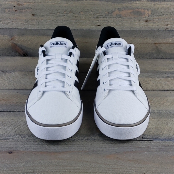 adidas Daily 3.0 Casual Skateboarding Shoes - Picture 4 of 8